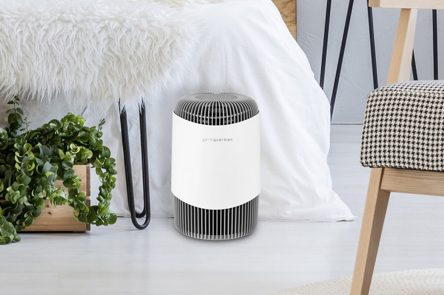 GermGuardian AC151 Compact Air Purifier with HEPA Filter, Odor Control & UV-C